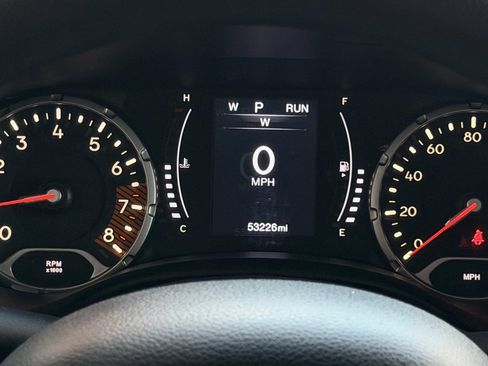 Used 2021 Jeep Renegade Sport image 30