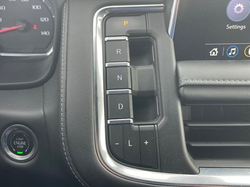 Certified 2021 Chevrolet Tahoe LT w/ Luxury Package image 38