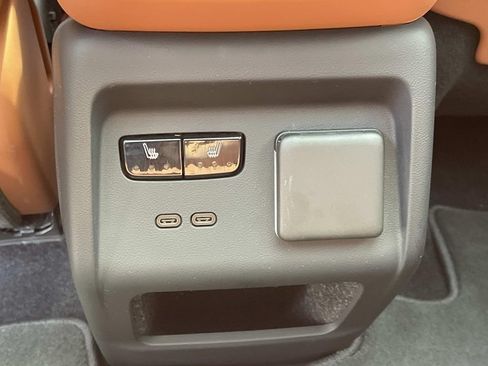 Used 2025 Cadillac Optiq Sport 2 AWD/4WD image 17
