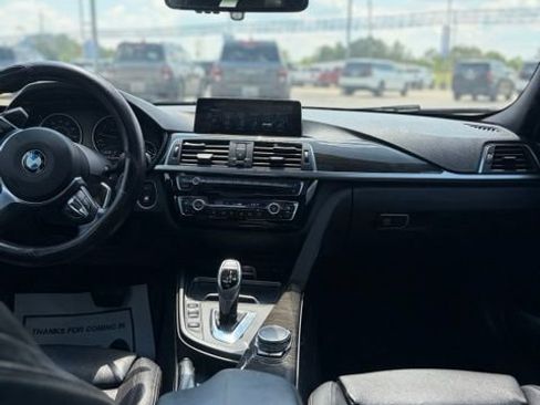 Used 2017 BMW 330i Sedan RWD image 19