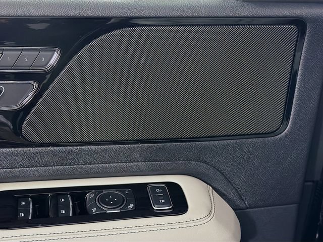 New 2026 Lincoln Aviator 2WD image 19