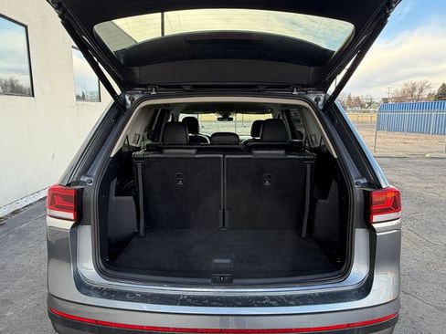 Used 2024 Volkswagen Atlas SE image 31