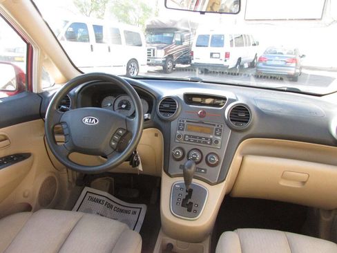Used 2007 Kia Rondo LX w/ Convenience Pkg image 33