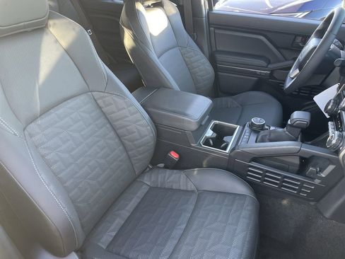 New 2025 Toyota 4Runner TRD Off-Road Premium image 24