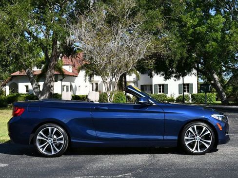 Used 2017 BMW 230i xDrive Convertible AWD/4WD image 40