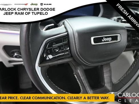 Used 2023 Jeep Grand Cherokee Overland w/ Luxury Tech Group IV AWD/4WD image 19