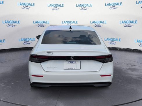 Used 2025 Honda Accord SE image 8