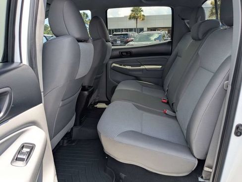 Used 2014 Toyota Tacoma PreRunner w/ TRD Sport Package RWD image 13