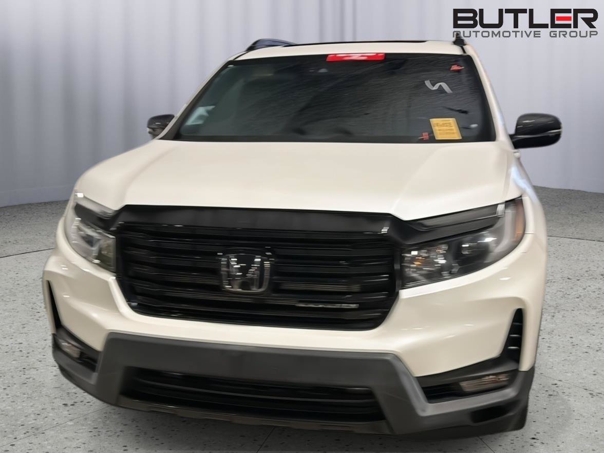 Used 2024 Honda Passport Black Edition image 3