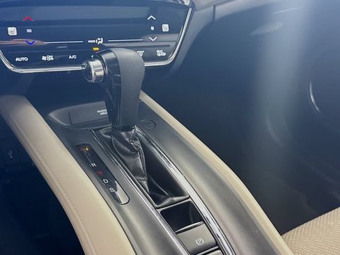 Used 2018 Honda HR-V EX image 13