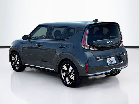 Used 2023 Kia Soul GT-Line w/ GT-Line Technology Package FWD image 7