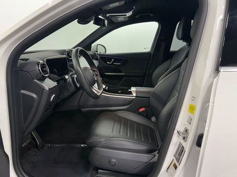 Used 2025 Mercedes-Benz GLC 350e 4MATIC w/ AMG Line image 8