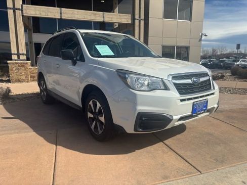 Used 2017 Subaru Forester 2.5i w/ Popular Package #1A AWD/4WD image 2