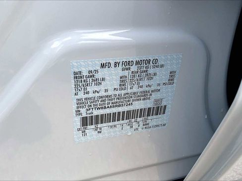 New 2025 Ford Maverick XL w/ Equipment Group 102A image 18