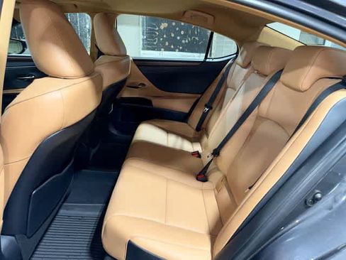 Used 2023 Lexus ES 350 w/ Premium Package FWD image 17