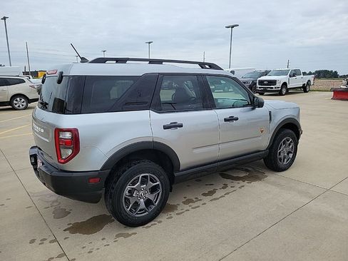 Used 2023 Ford Bronco Sport Badlands AWD/4WD image 3
