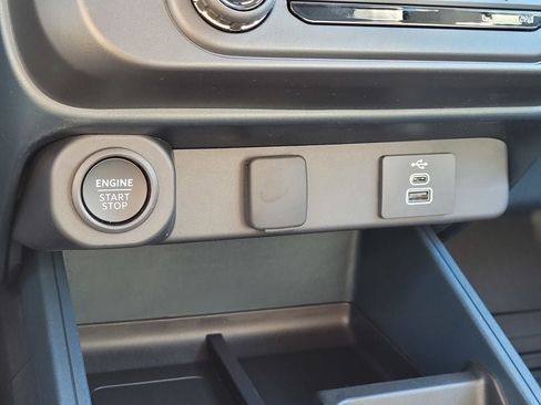 New 2026 Ford Maverick Lobo AWD/4WD image 23