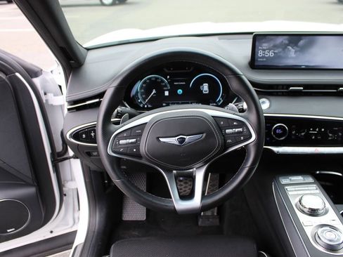 Used 2023 Genesis GV70 2.5T w/ Sport Prestige Package AWD/4WD image 19
