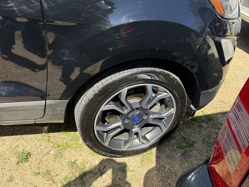 Used 2020 Ford EcoSport SES image 9