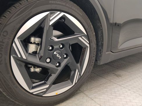 Used 2025 Kia K4 EX FWD image 31
