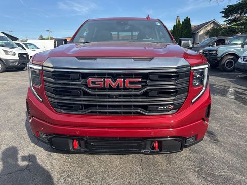 Used 2023 GMC Sierra 1500 AT4 w/ AT4 Premium Package AWD/4WD image 8