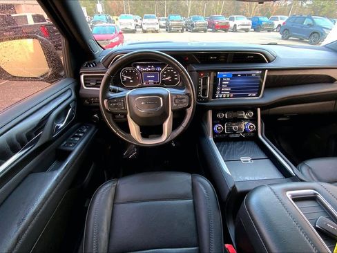 Used 2021 GMC Yukon Denali w/ Denali Ultimate Package image 5