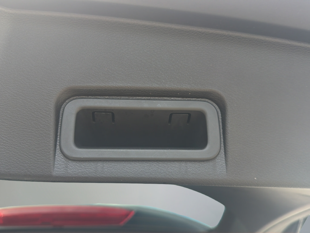 Certified 2025 Nissan Rogue S FWD image 17