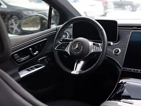 Used 2024 Mercedes-Benz EQE 350+ 4MATIC Sedan image 17