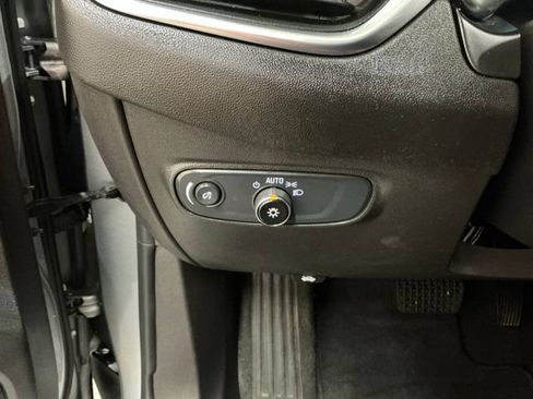 Used 2024 Chevrolet Equinox LT AWD/4WD image 20