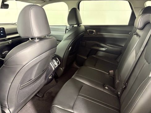 New 2026 Kia Sorento S image 39