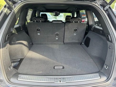 New 2025 Jeep Grand Cherokee Overland w/ Luxury Tech Group IV image 11