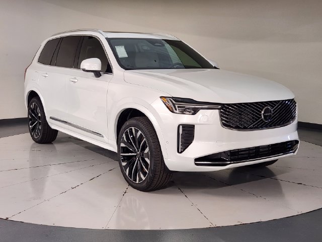 New 2026 Volvo XC90 T8 Plus w/ Protection Package Premier AWD/4WD image 7