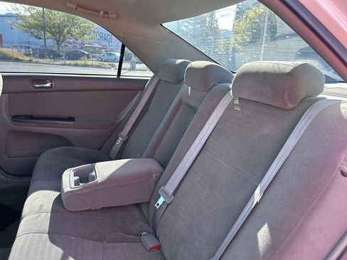 Used 2006 Toyota Camry LE image 18
