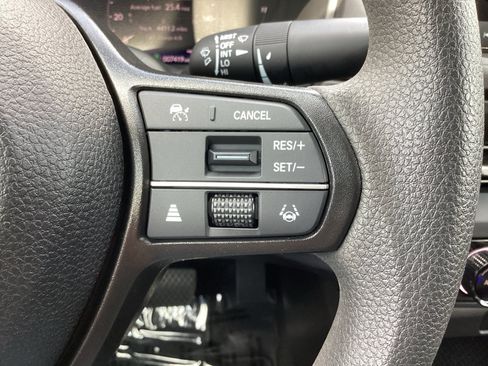 Used 2025 Honda Accord SE image 19