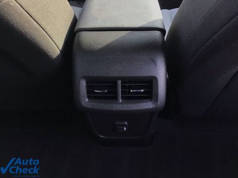 Used 2024 Chevrolet Equinox LS image 17