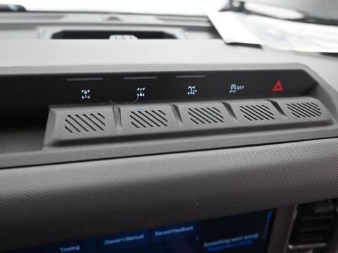 Used 2026 Ford Bronco 2-Door w/ Sasquatch Package AWD/4WD image 28