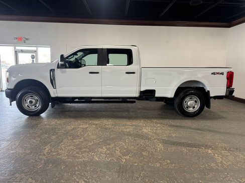 Used 2024 Ford F350 XL w/ FX4 Off-Road Package image 7