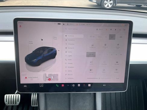 Used 2023 Tesla Model Y Performance AWD/4WD image 30