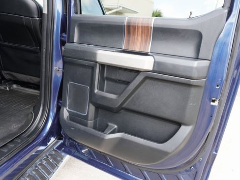 Used 2015 Ford F150 Lariat w/ Equipment Group 502A Luxury image 24