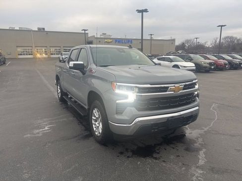 Used 2024 Chevrolet Silverado 1500 LT w/ Z71 Off-Road Package image 4