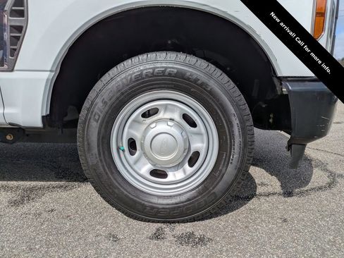 Used 2024 Ford F250 XL image 12