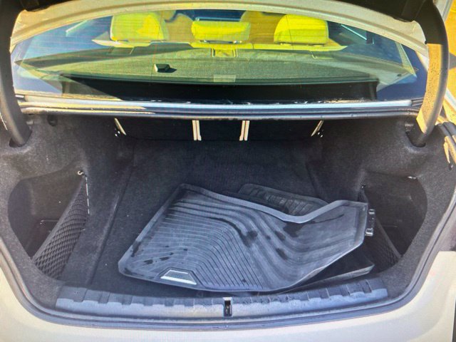 Used 2021 BMW 330i Sedan w/ Convenience Package RWD image 6