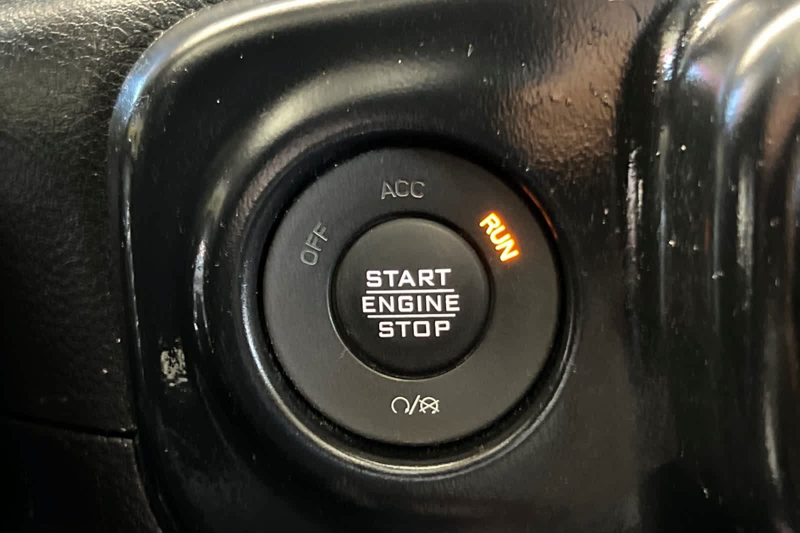 Used 2022 Jeep Gladiator Sport AWD/4WD image 23