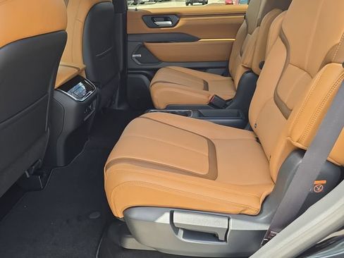 New 2026 Nissan Armada SL w/ Captain's Chari Seat Package RWD image 17