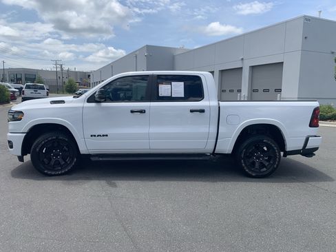 Used 2025 RAM 1500 Big Horn AWD/4WD image 7