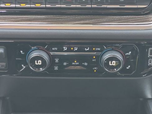 Used 2023 Chevrolet Silverado 1500 RST image 15