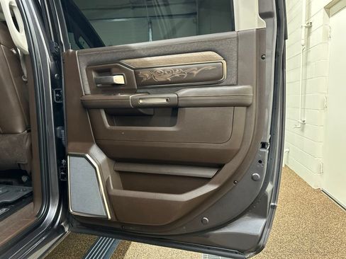 Used 2025 RAM 3500 Longhorn AWD/4WD image 15