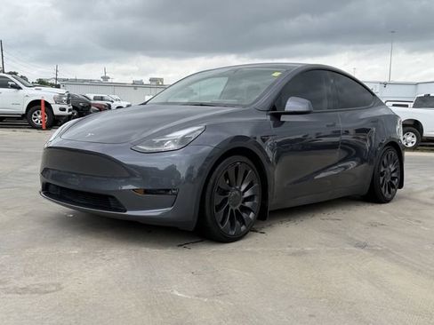 Used 2023 Tesla Model Y Performance AWD/4WD image 4