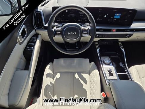 Certified 2025 Kia Sorento SX Prestige AWD/4WD image 15
