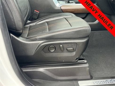 Used 2024 Chevrolet Silverado 3500 High Country w/ High Country Premium Package image 14